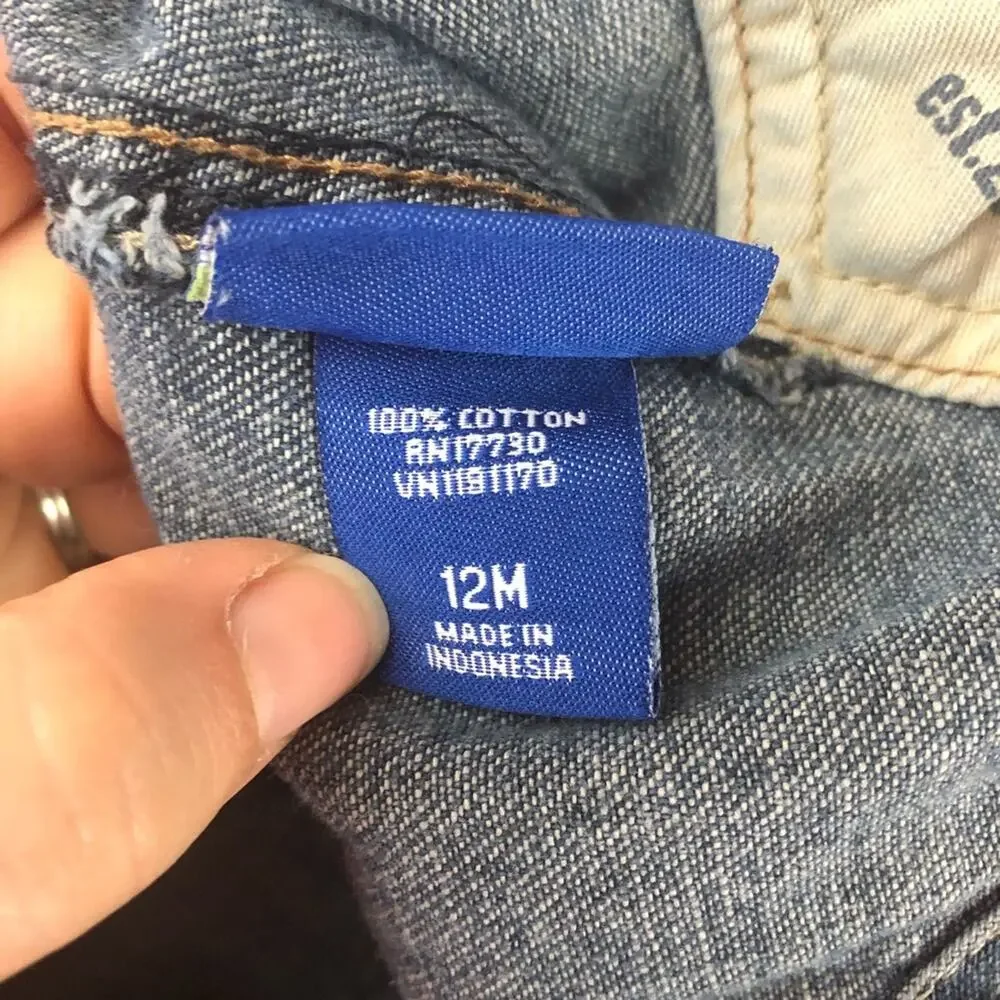 Genuine Kids from OshKosh, Bib Overalls. 12M. In excellent condition!